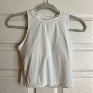 workout top with built in bra